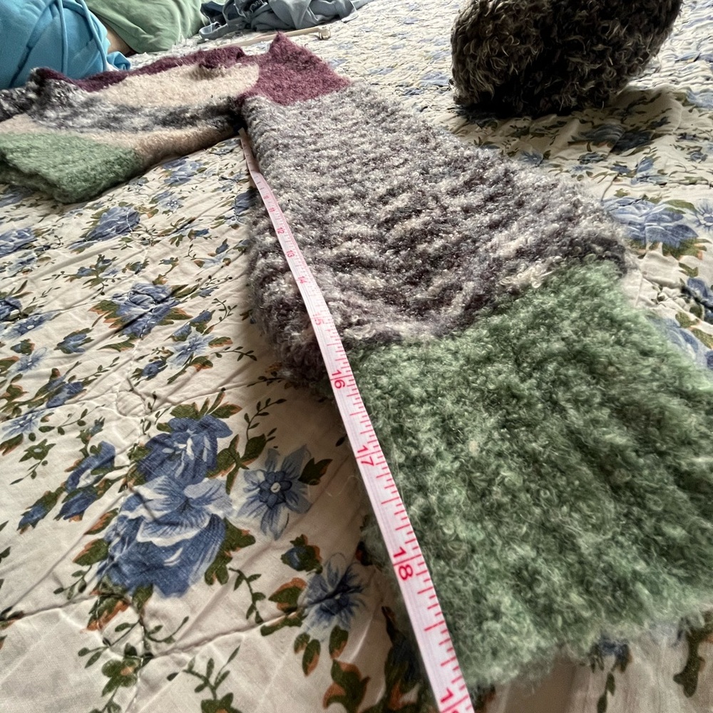 Colorful Women's Sweater - Picture 7 of 11